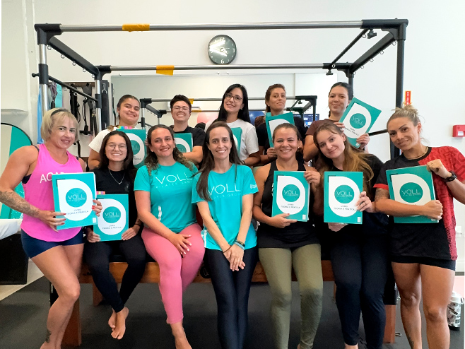 Turma de Pilates presencial reunida durante a formação